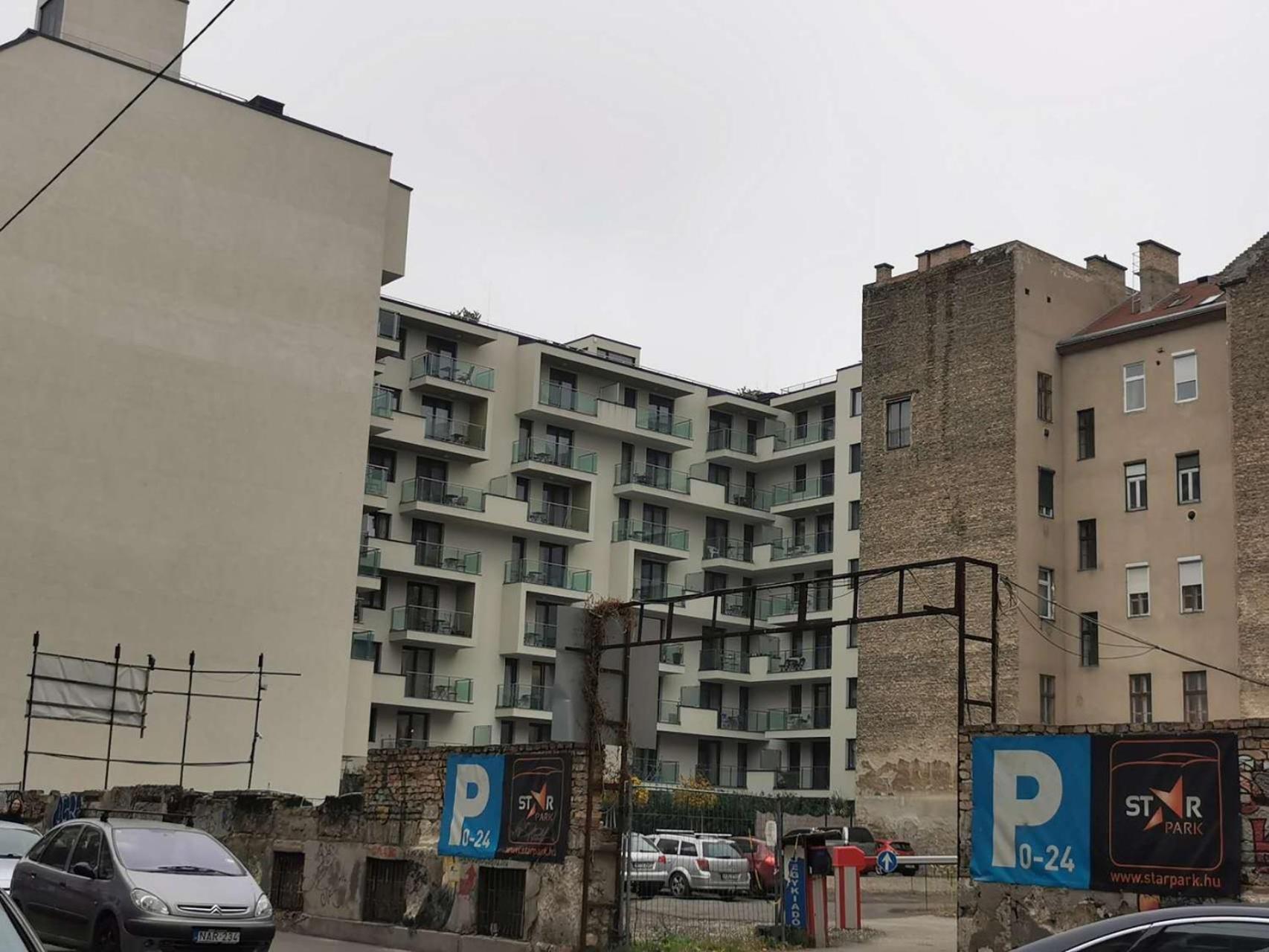 E34 Budapeste Exterior foto